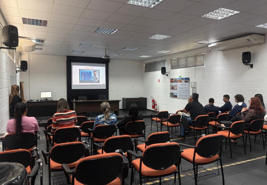 Treinamento de Compliance com equipe financeira e contábil